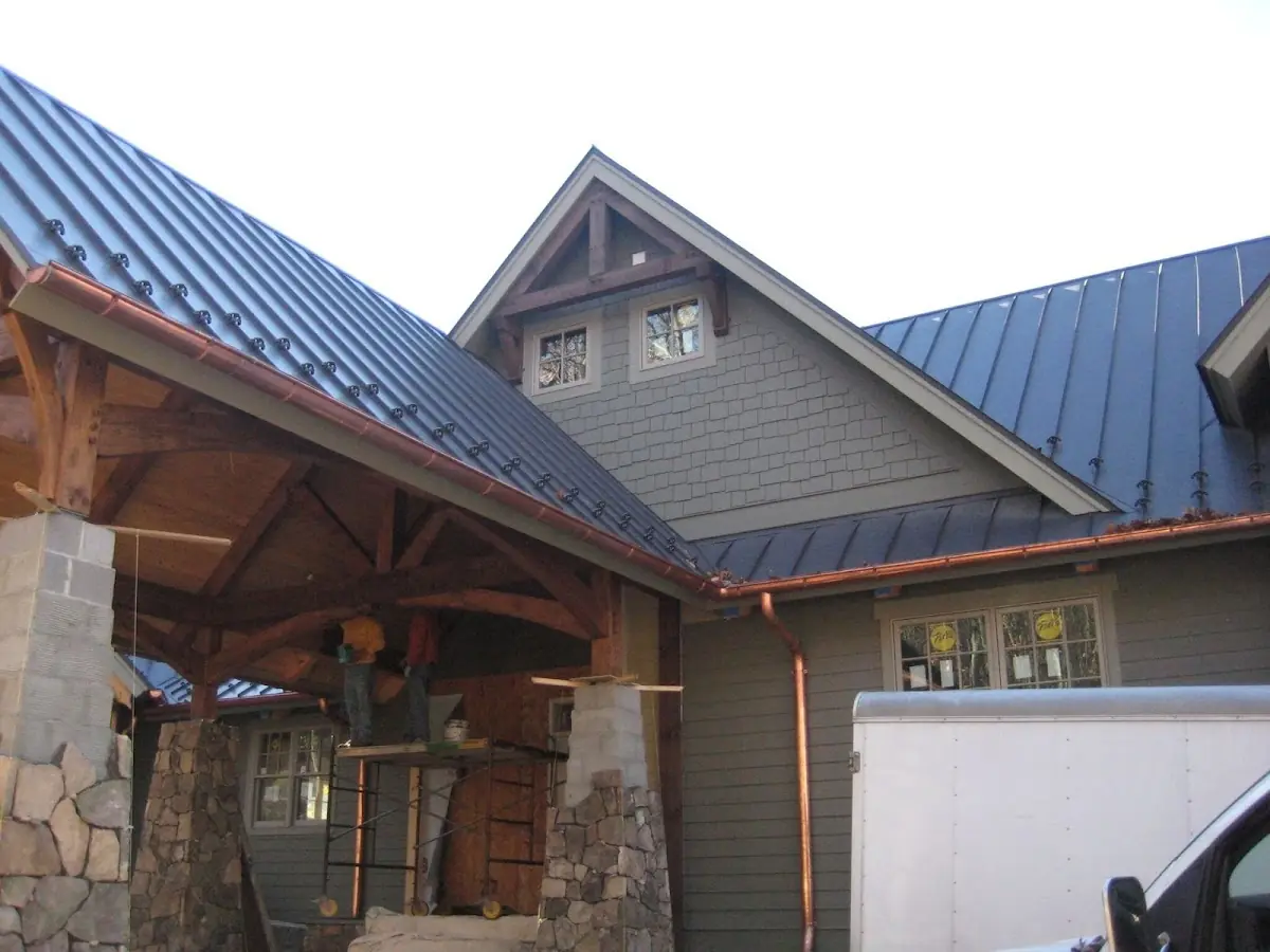 Craftsman Roofing team delivering quality roofing work in Daphne